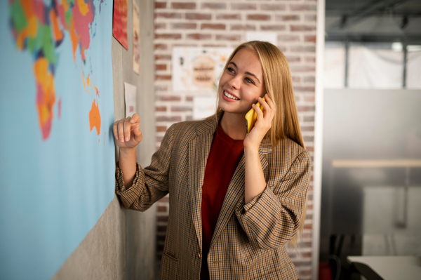 Map-smiley-woman-talking-on-phone