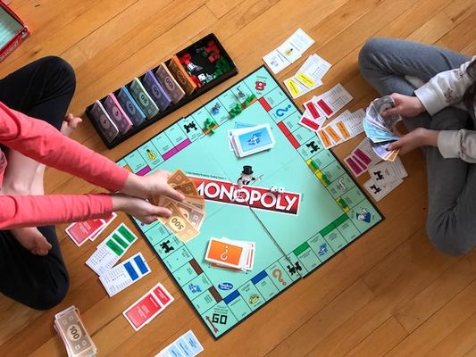 Monopoly-mi-unsplash