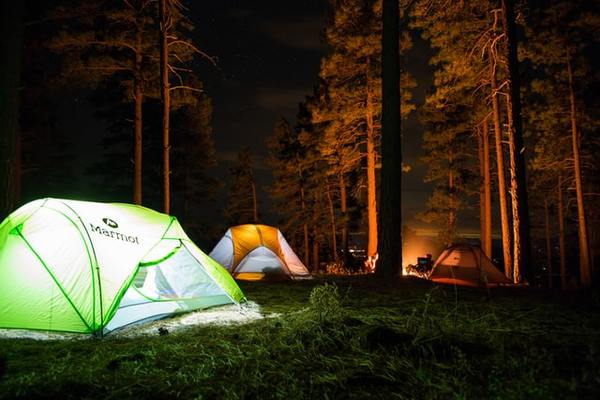 Camping-2dh-qmx6m4e-unsplash