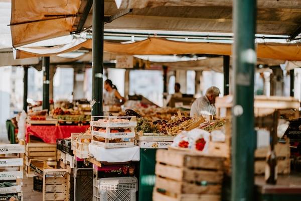 Market-a-unsplash