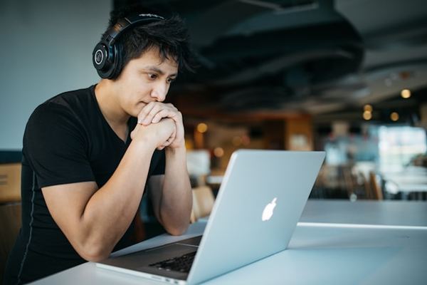 Laptop-s4-unsplash