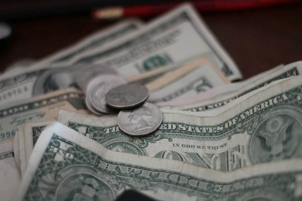 Dollars-hm4-unsplash