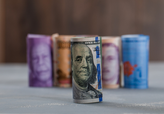 Dollar-7198-freepik