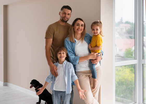 Family-2149749175-freepik