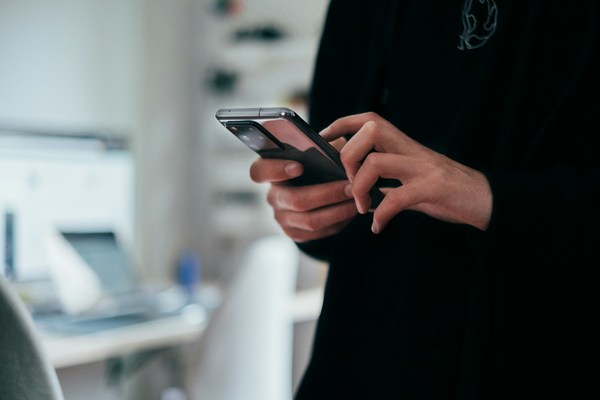 Smartphone-f0-unsplash