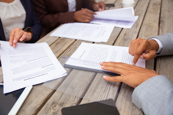 Contract-1166-freepik