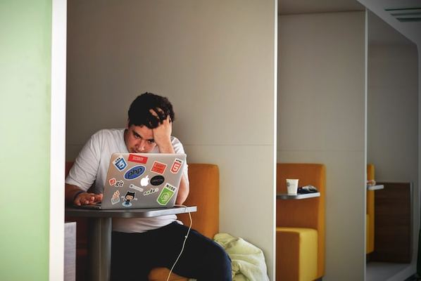 Student-wu-unsplash