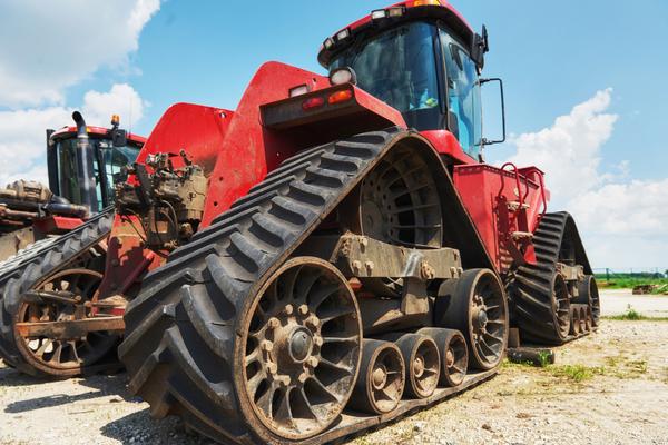 Tractor-19095-freepik