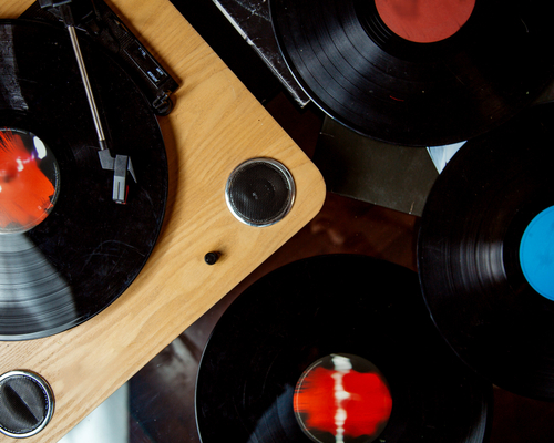 Vinyl-7095-magnific