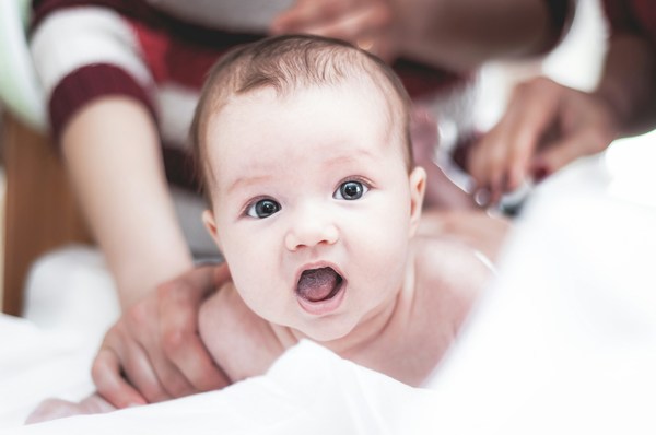 Childbirth-o6m-unsplash